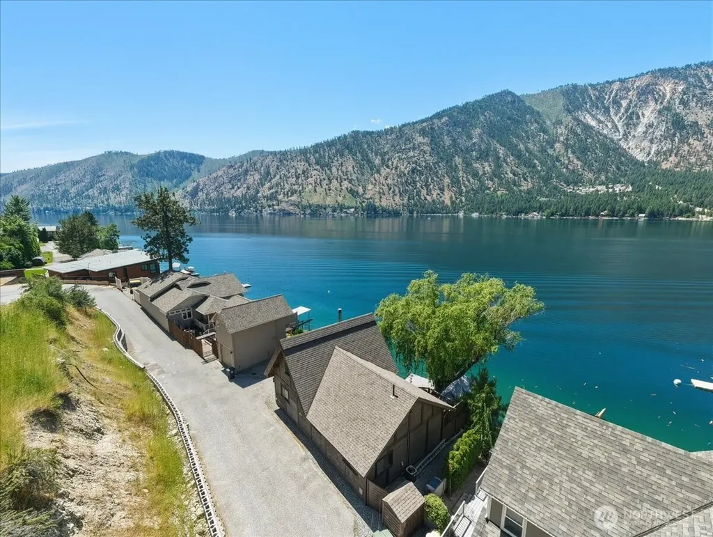 39 Helios Hills Lane Manson WA 98831