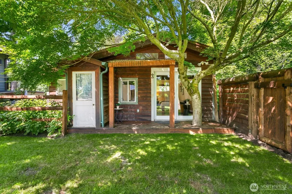 18917 9th Street E Lake Tapps WA 98391