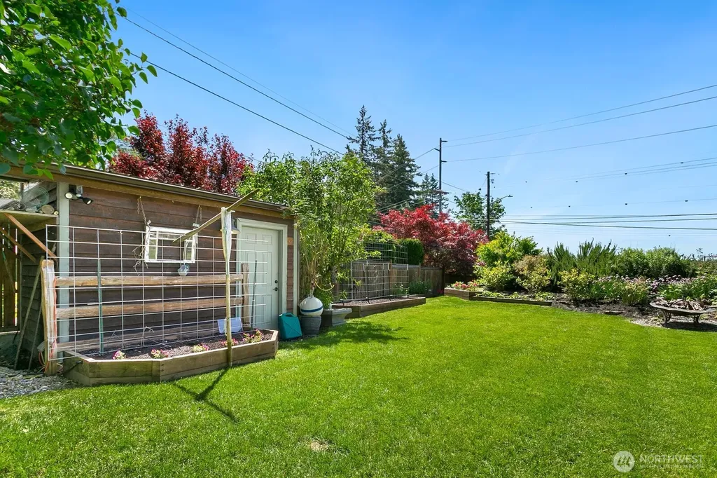 18917 9th Street E Lake Tapps WA 98391