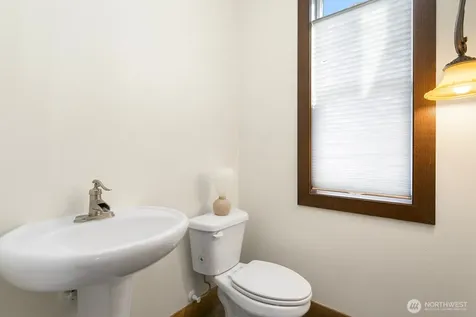 18917 9th Street E Lake Tapps WA 98391
