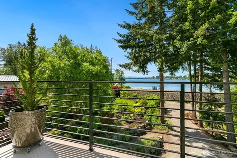 18917 9th Street E Lake Tapps WA 98391