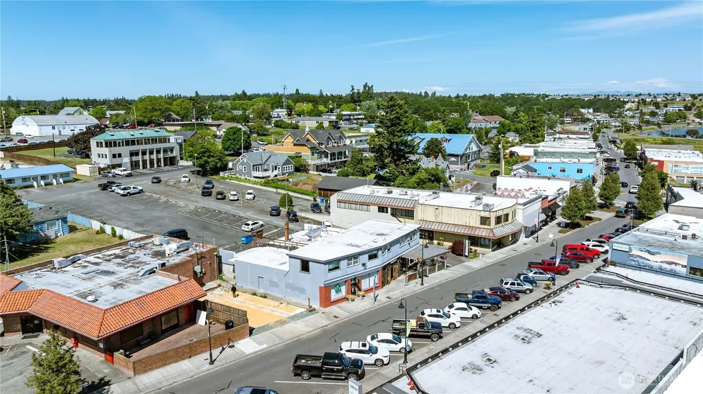 670 SE Pioneer Way Oak Harbor WA 98277