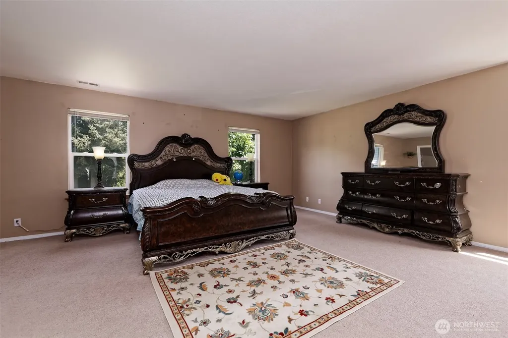 14321 108th Avenue E Puyallup WA 98374