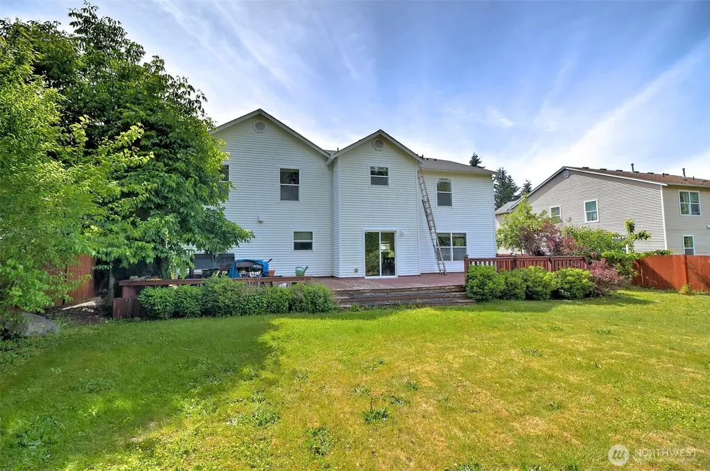 14321 108th Avenue E Puyallup WA 98374