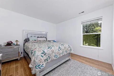 14321 108th Avenue E Puyallup WA 98374