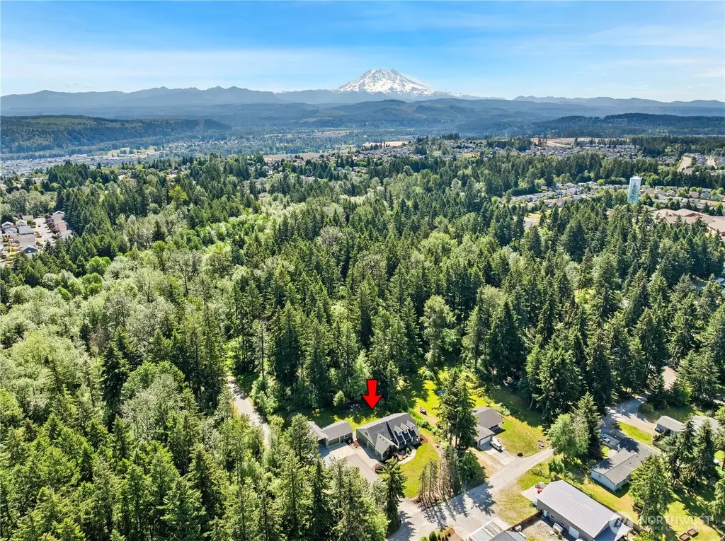 16011 126th Avenue E Puyallup WA 98374