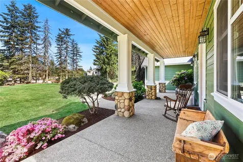 16011 126th Avenue E Puyallup WA 98374