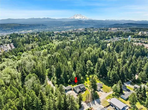 16011 126th Avenue E Puyallup WA 98374