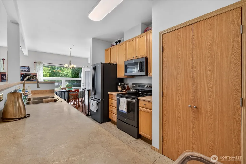 516 Darby Drive Bellingham WA 98226