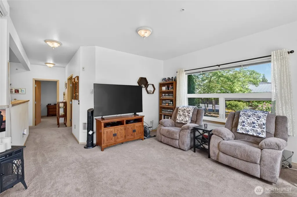 516 Darby Drive Bellingham WA 98226