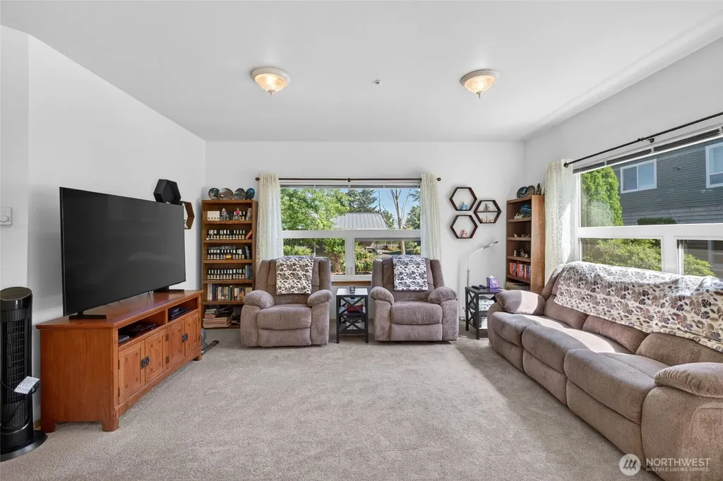 516 Darby Drive Bellingham WA 98226