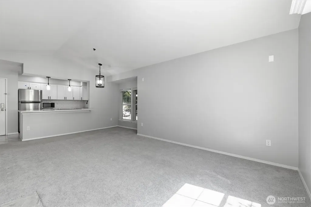 2560 118th Avenue SE Bellevue WA 98005