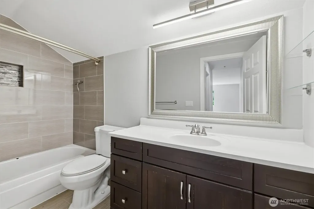 2560 118th Avenue SE Bellevue WA 98005