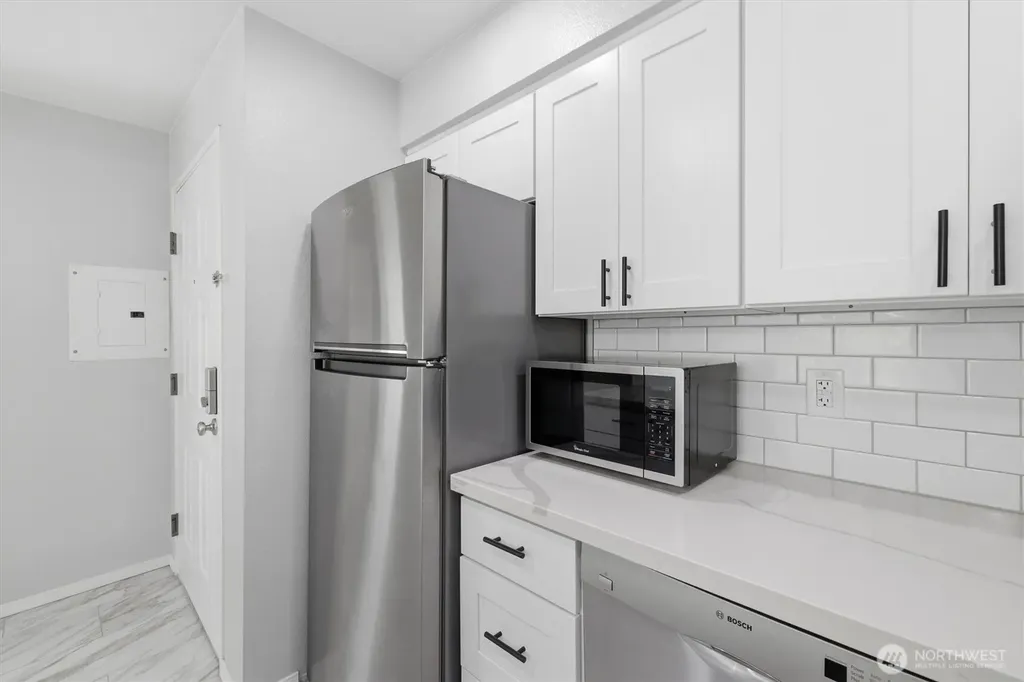 2560 118th Avenue SE Bellevue WA 98005