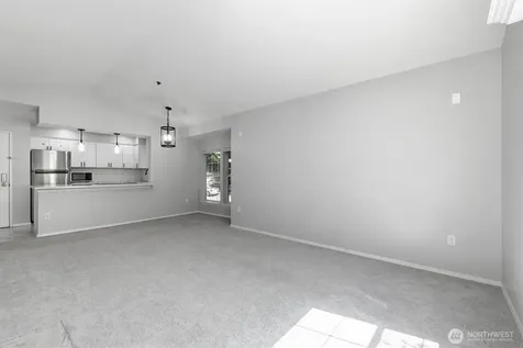 2560 118th Avenue SE Bellevue WA 98005