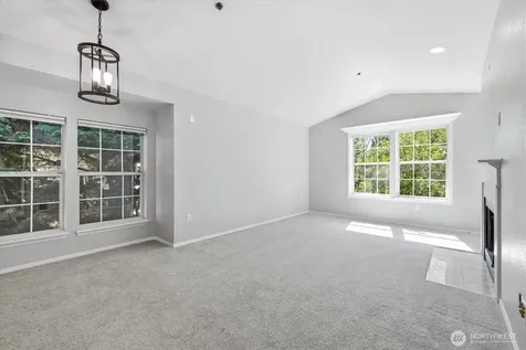 2560 118th Avenue SE Bellevue WA 98005