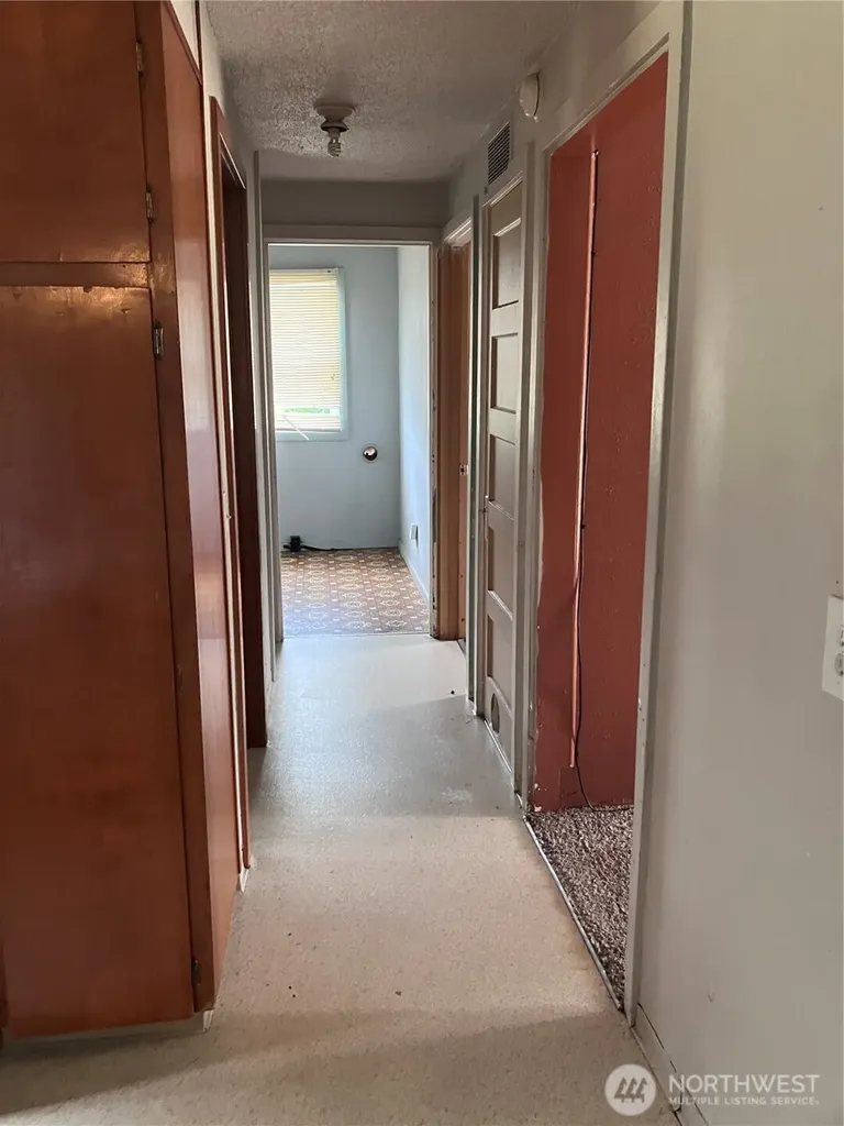 1190 E Johns Prairie Road Shelton WA 98584