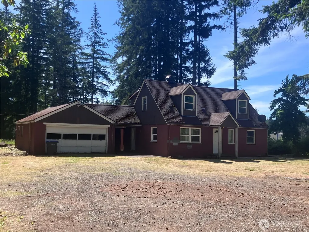 1190 E Johns Prairie Road Shelton WA 98584