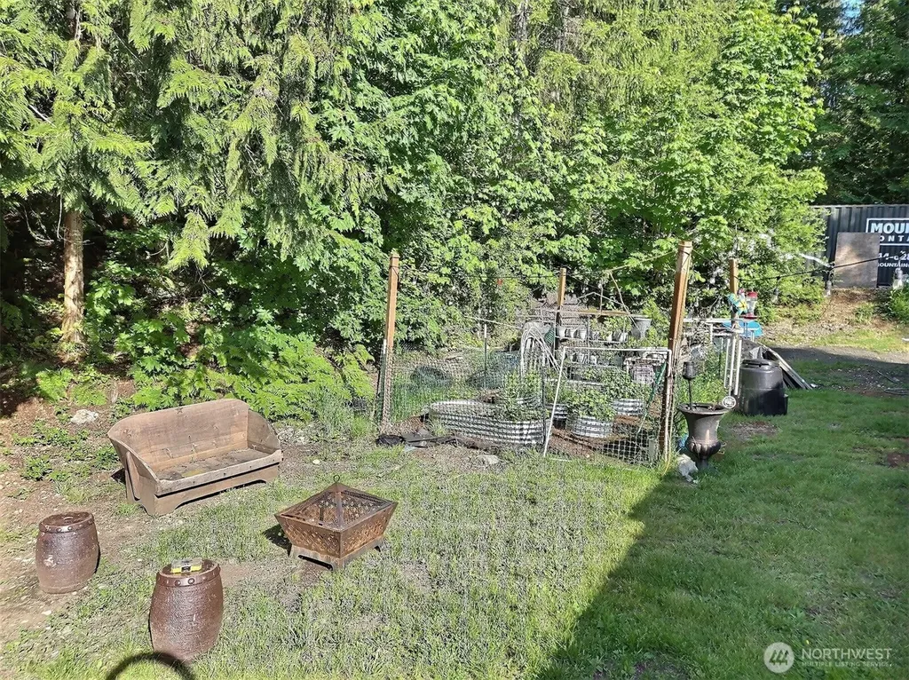 294 W Satsop Drive Elma WA 98541