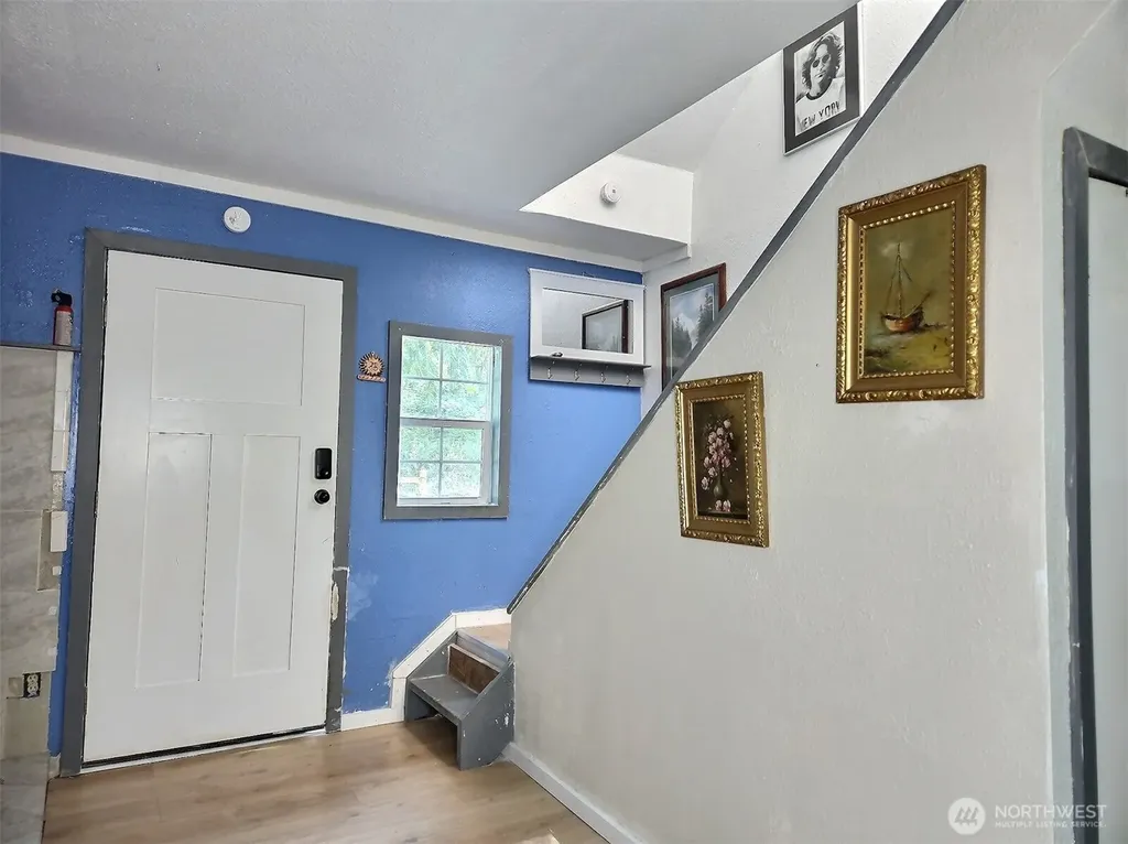 294 W Satsop Drive Elma WA 98541