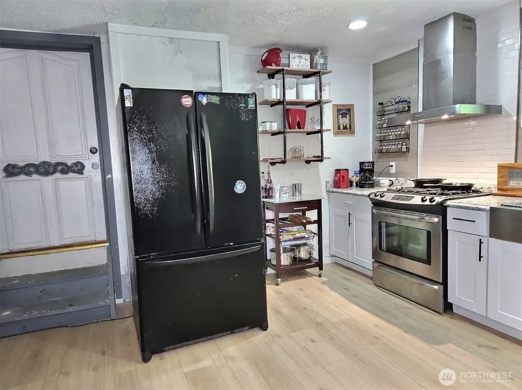 294 W Satsop Drive Elma WA 98541