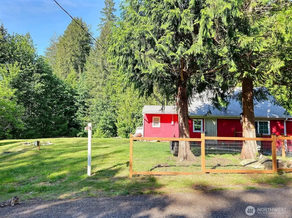 294 W Satsop Drive Elma WA 98541