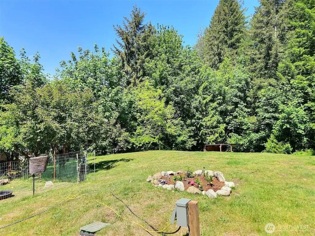 294 W Satsop Drive Elma WA 98541