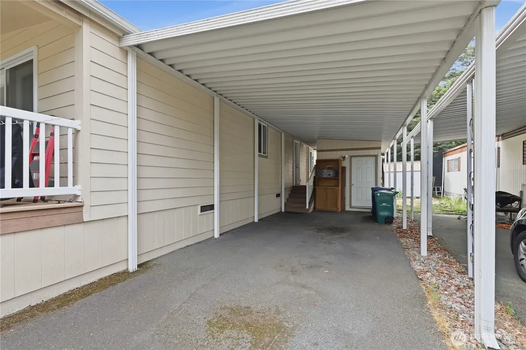 18425 NE 95th Street Redmond WA 98052