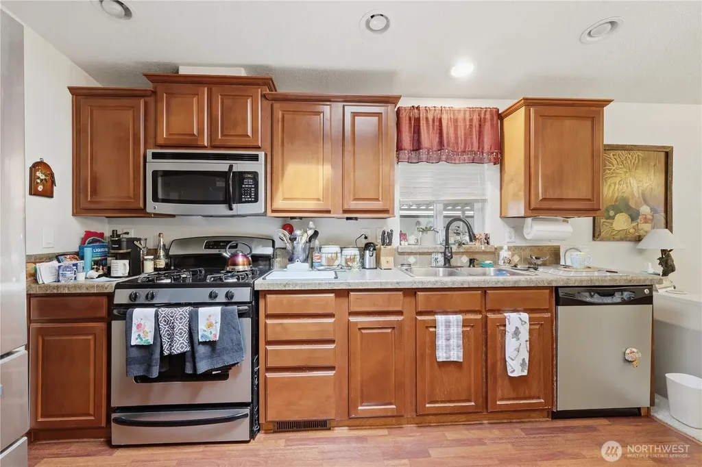18425 NE 95th Street Redmond WA 98052