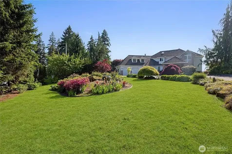 1603 126th Avenue E Edgewood WA 98372