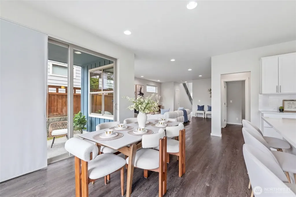 287 SW 97th Place Seattle WA 98106