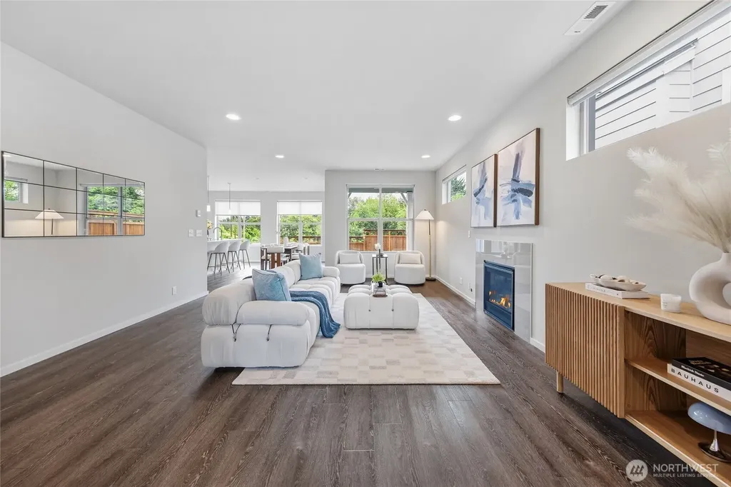 287 SW 97th Place Seattle WA 98106