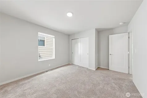 287 SW 97th Place Seattle WA 98106
