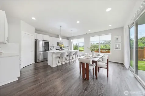 287 SW 97th Place Seattle WA 98106