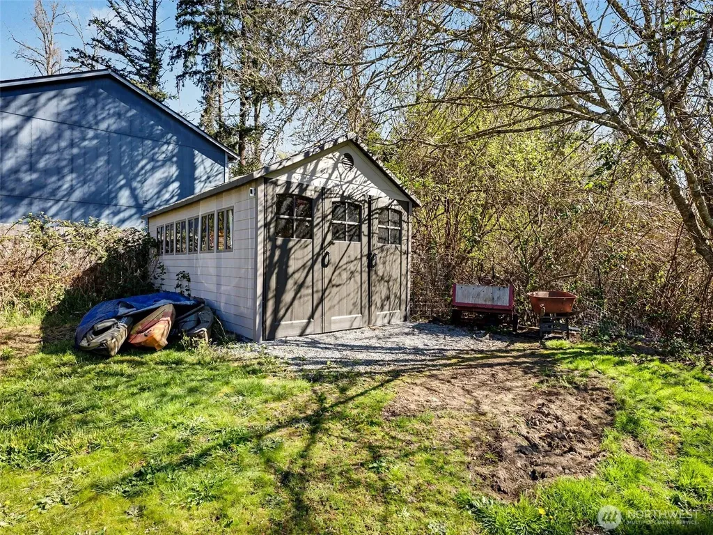 645 Orville Road E Eatonville WA 98328