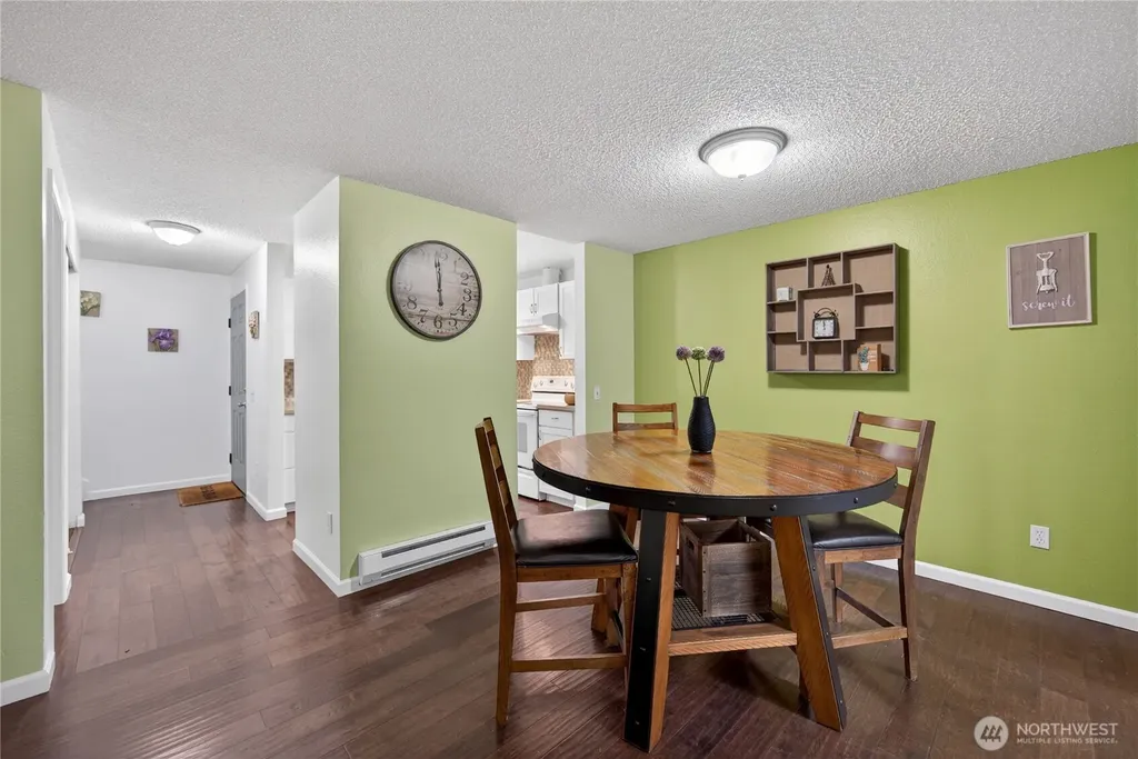 10037 NE 138th Place Kirkland WA 98034