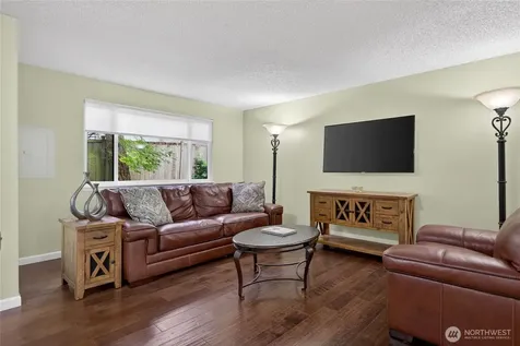 10037 NE 138th Place Kirkland WA 98034