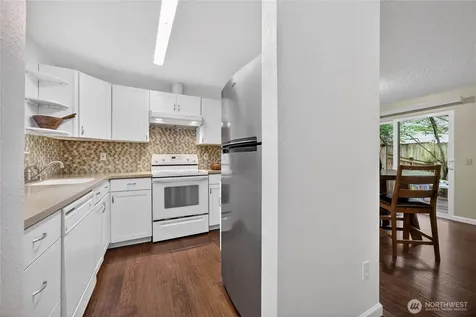 10037 NE 138th Place Kirkland WA 98034
