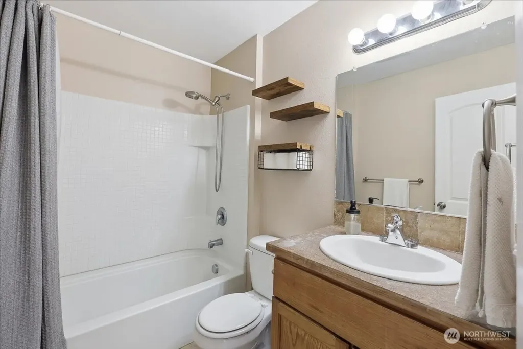 1324 E Kiernan Avenue Spokane WA 99207