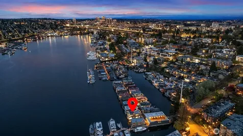 10 E Roanoke Street Seattle WA 98102