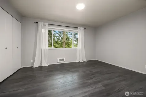 1526 192nd Street SE Bothell WA 98012