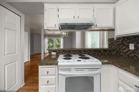 1526 192nd Street SE Bothell WA 98012