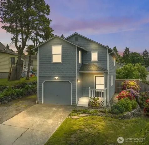 2052 E Wright Avenue Tacoma WA 98404