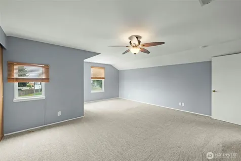 2052 E Wright Avenue Tacoma WA 98404