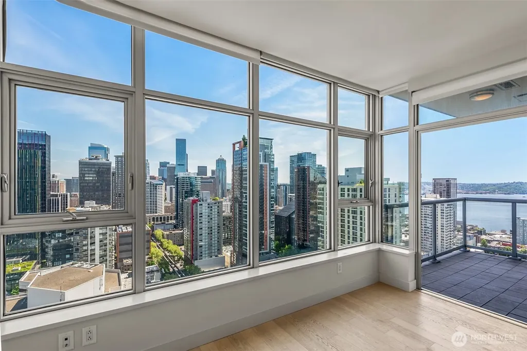 588 Bell Street Seattle WA 98121