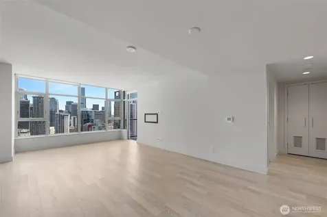 588 Bell Street Seattle WA 98121