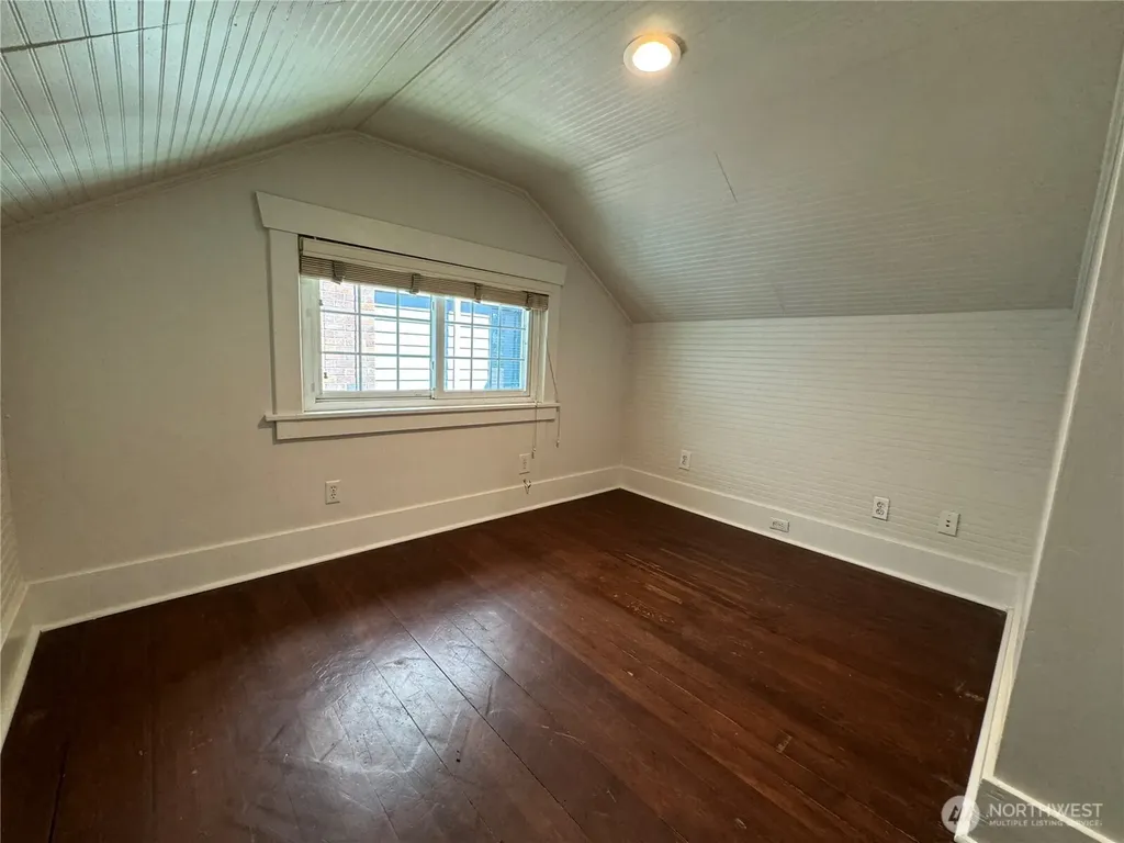 811 NE 66th Street Seattle WA 98115