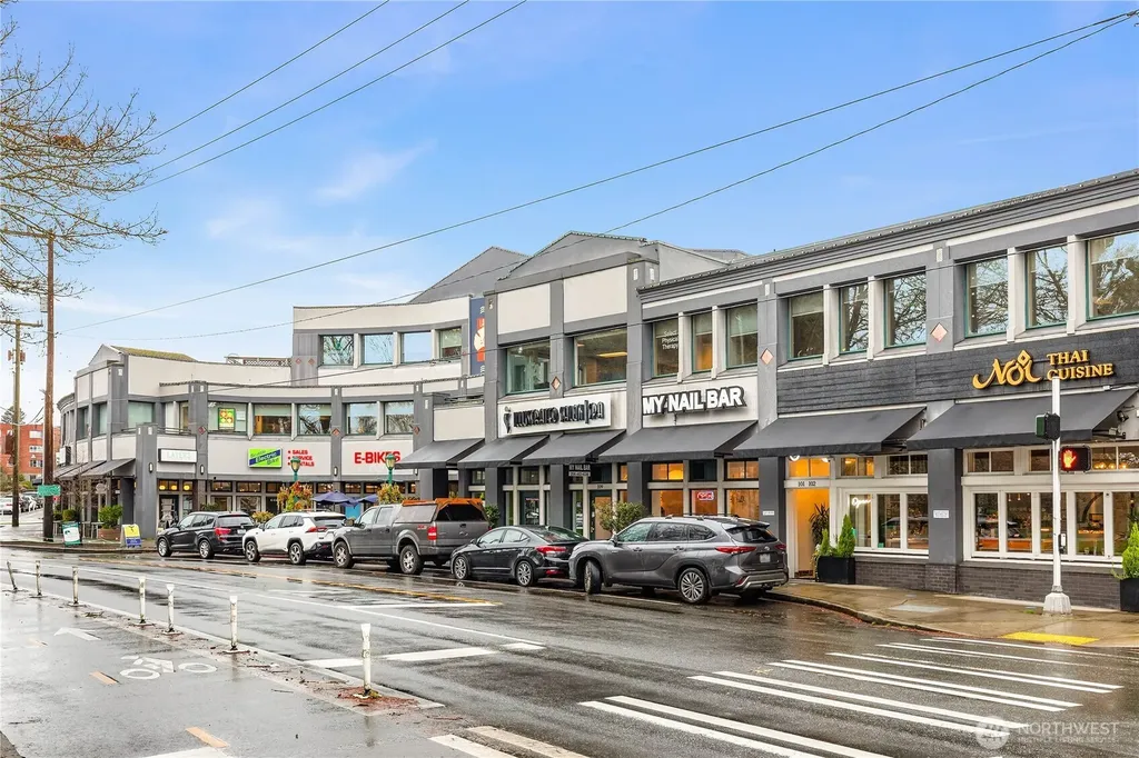 811 NE 66th Street Seattle WA 98115