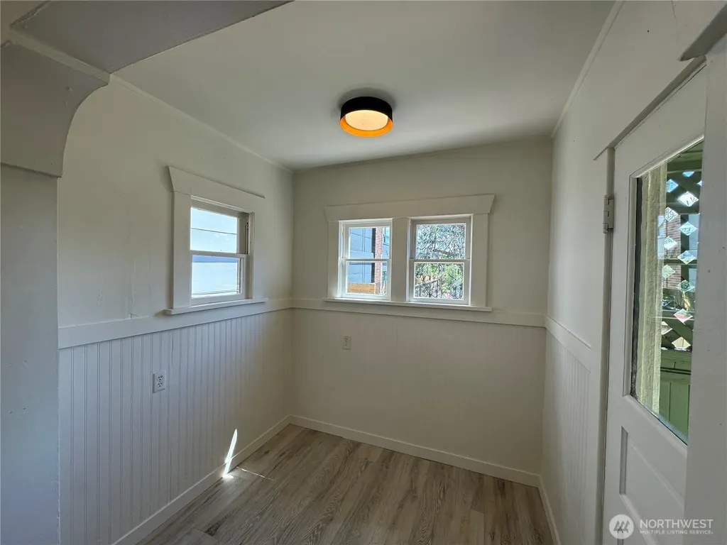 811 NE 66th Street Seattle WA 98115