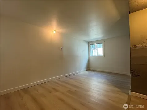 811 NE 66th Street Seattle WA 98115
